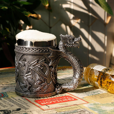 alikiki Medieval Dragon Mug interior stainless steel for safe, durable sipping.