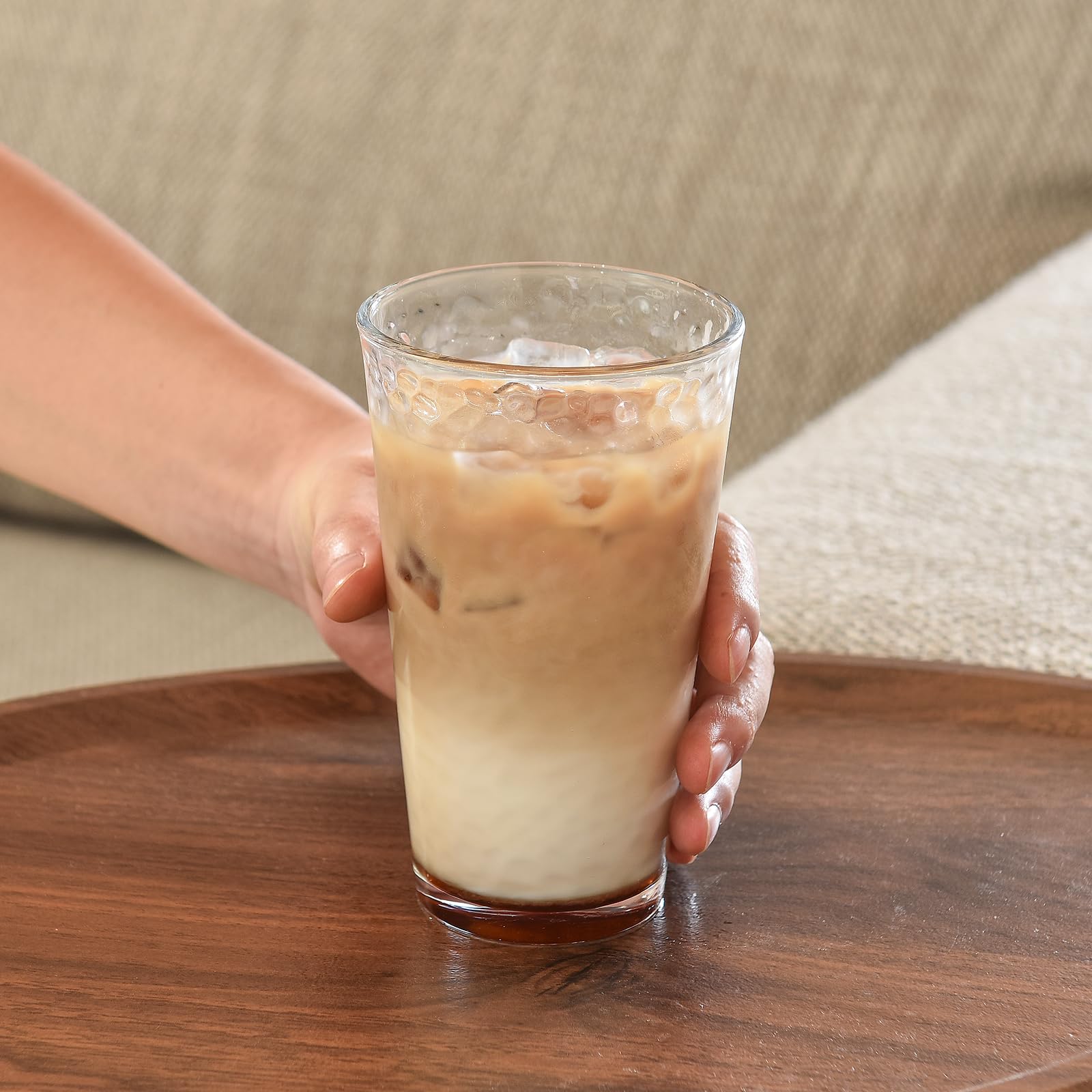 ALINK iced coffee glass elevates morning routines with clarity.