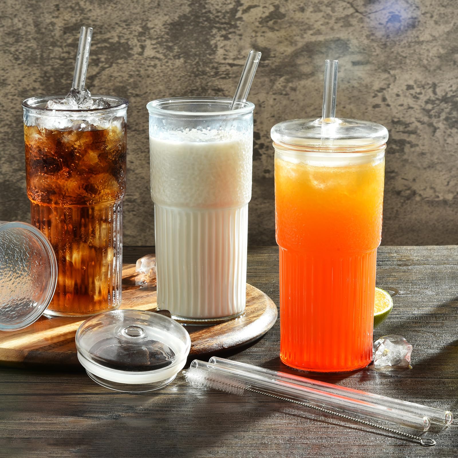 ALINK hammer-and-stripe pattern adds visual flair to drinks.