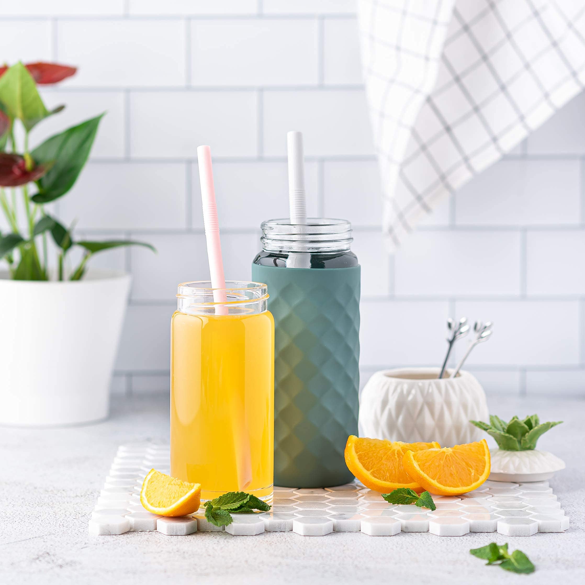 All About Juicing glass bottle offers a clean chemical-free drinking option