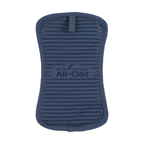 Secure silicone grip on All-Clad indigo pot holder for a firm hold on hot cookware.