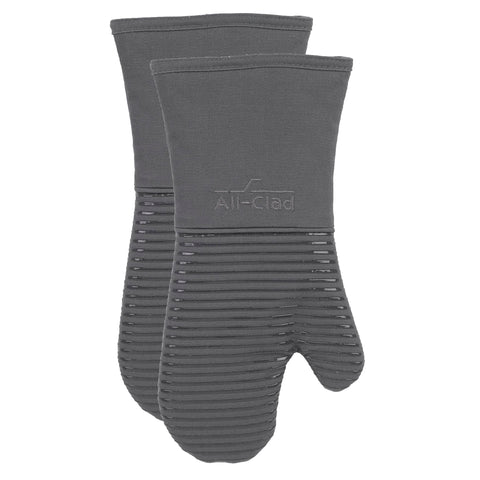All-Clad silicone oven mitts provide 500°F heat protection for hot cookware.