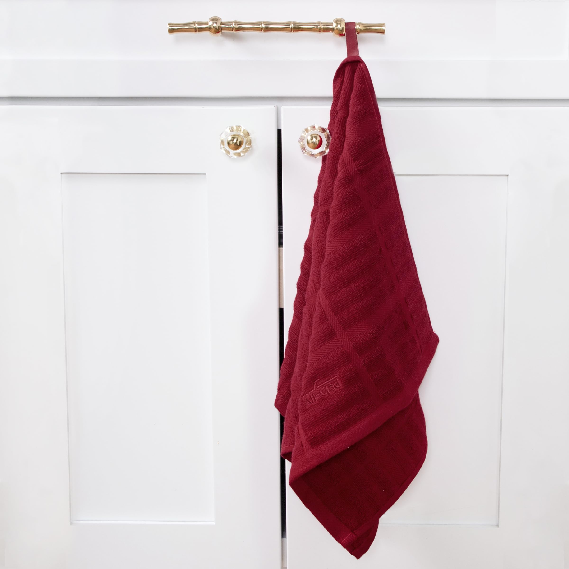 Color variety from All-Clad matches kitchen decor and reduces paper towel use.