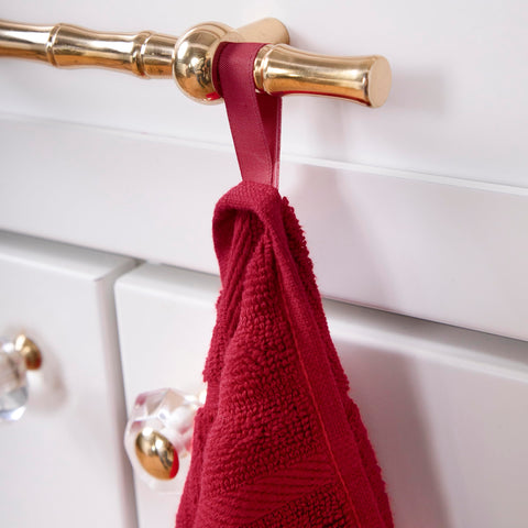Extra-large 17x30 inches All-Clad towel provides ample coverage during drying tasks.