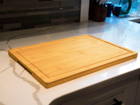 Allsum board inner handle enables easy lifting and transport.