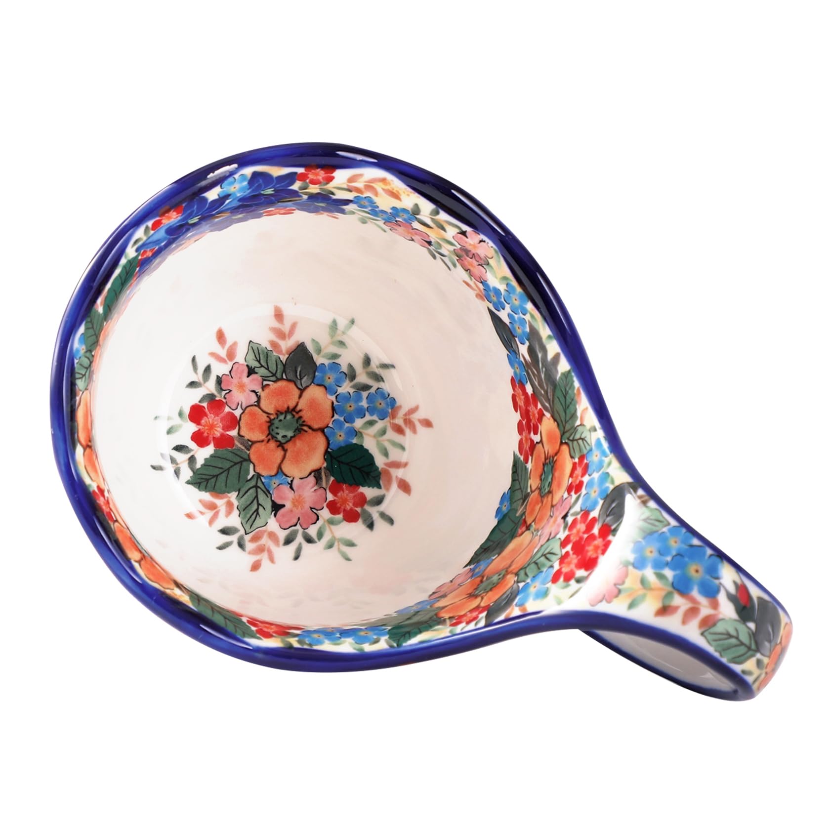 ALMA hand-painted scalloped edge adds vintage charm to table.