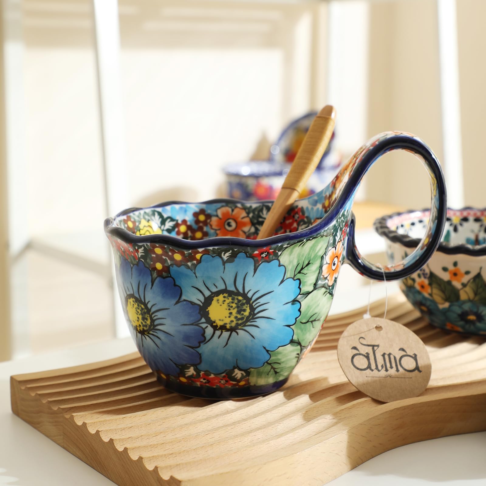 ALMA multiuse bowl ideal for serving fruits, snacks, or ice cream