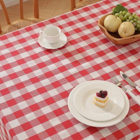 Alsoo Gingham is machine washable for easy cleanup.