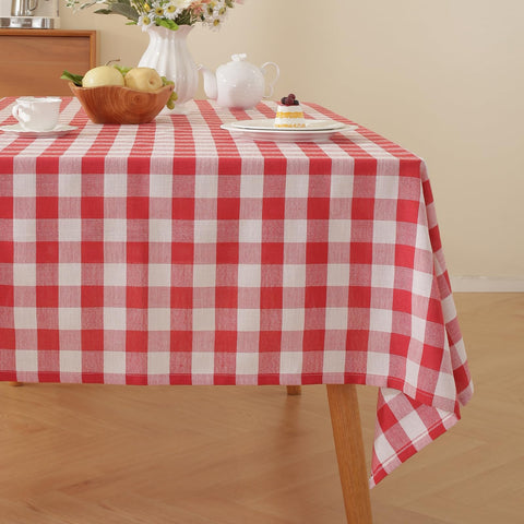 Alsoo Gingham rectangle tablecloth 60x75 protects surfaces with stylish plaid.