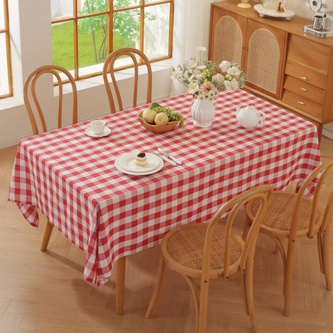 Alsoo Gingham offers a wrinkle-free finish for neat table presentation.