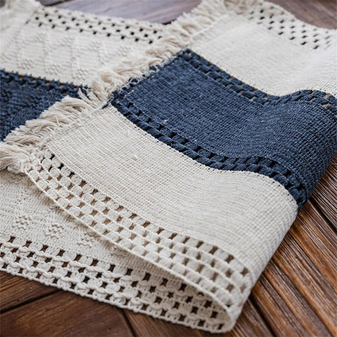 Alynsehom wedding macrame runner provides rustic charm.