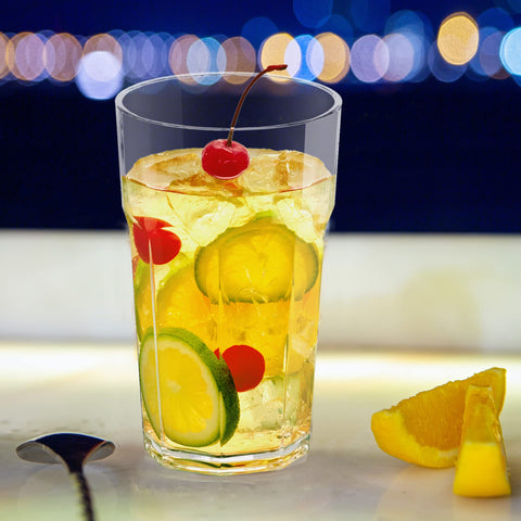 Amazing Abby Affinity 20oz tumblers clear, dishwasher-safe for quick cleanup after meals.