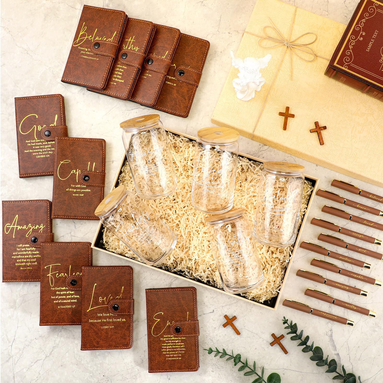 AmazingSpark glass cup with bamboo lid close-up highlighting natural texture.