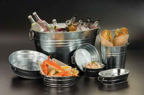American Metalcraft PTUB87 8 inch diameter silver pail, perfect for sandwiches and catering use