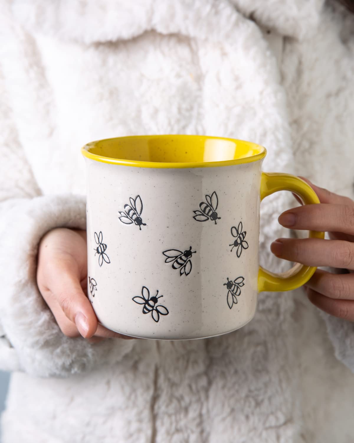 AmorArc ceramic mug with inside glaze that cleans easily and is dishwasher safe