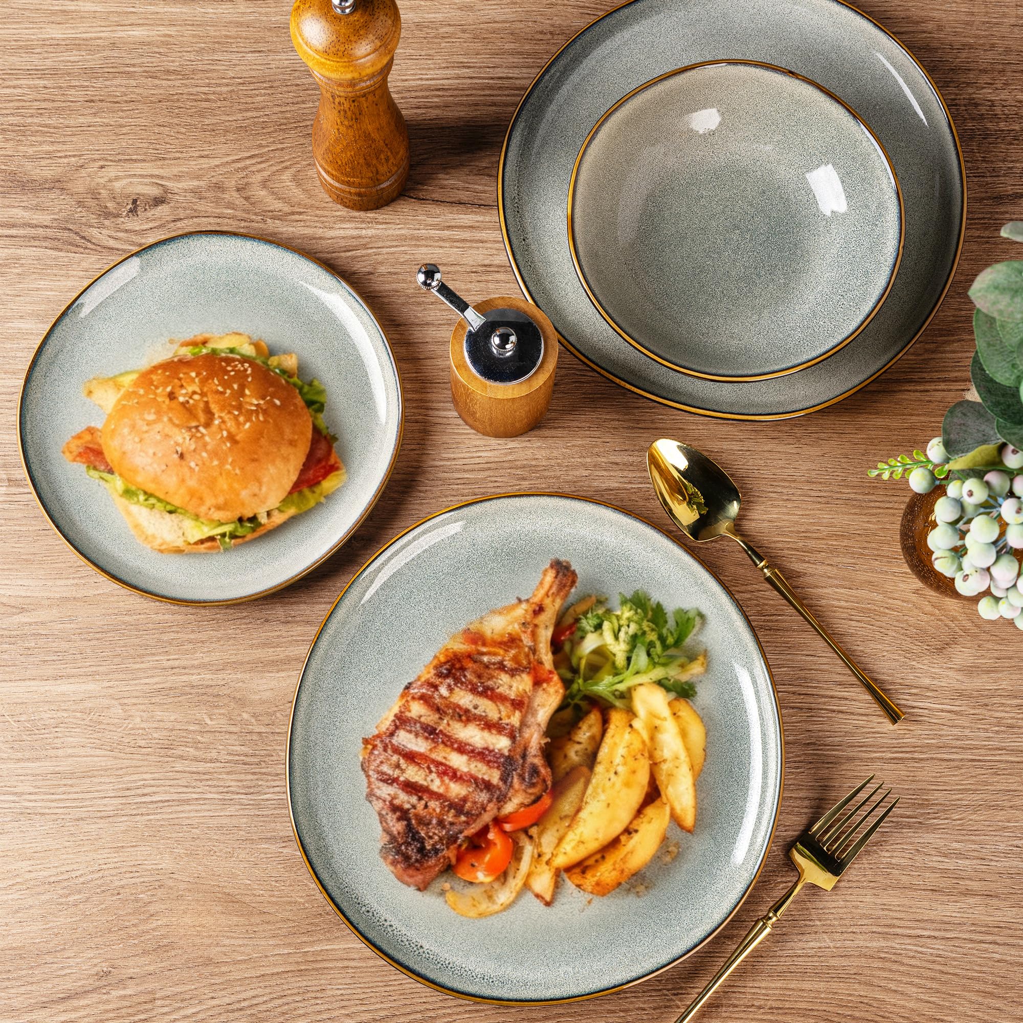 AmorArc reactive glaze closeup highlights natural color shifts