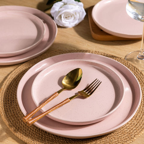 AmorArc speckled glaze on dinnerware surface highlighting durability