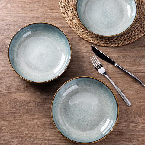 AmorArc wide deep bowls keep salads and pastas neatly contained