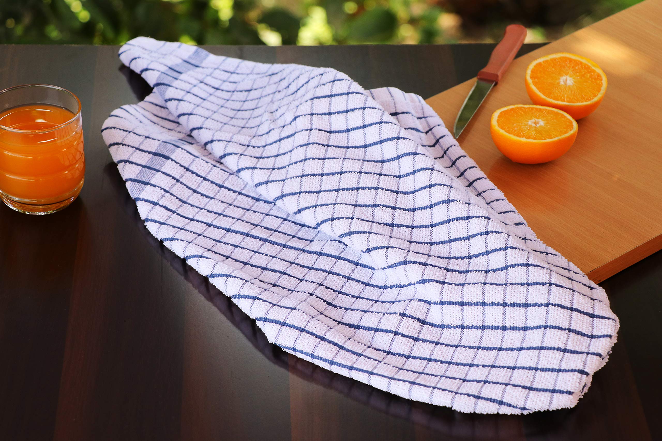 AMOUR INFINI towels drying dishes after washing on a clean surface.