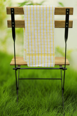 AMOUR INFINI towels for cleaning spills and wiping surfaces