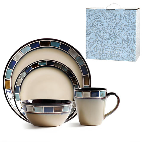 ANCYDPMI blue plate close-up with glossy glaze for daily meals