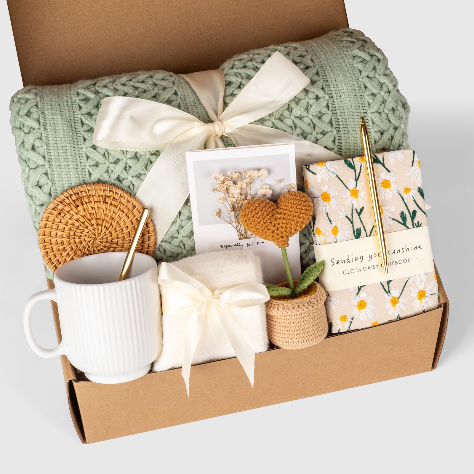 Anforsun 15oz ceramic coffee cup with gold spoon provides elegant sipping and daily comfort.