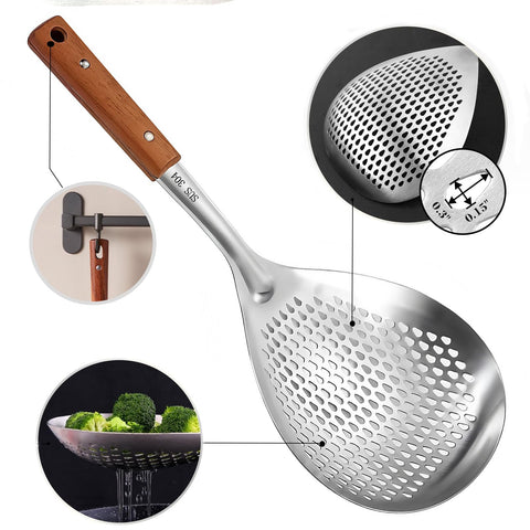 ANMIO fine-mesh colander traps tiny particles during draining