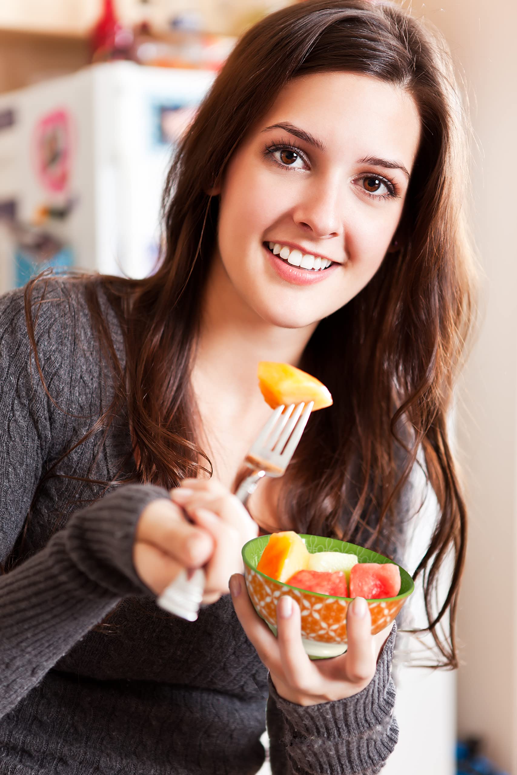 Annovero colorful porcelain dessert bowls brighten dips and snacks.