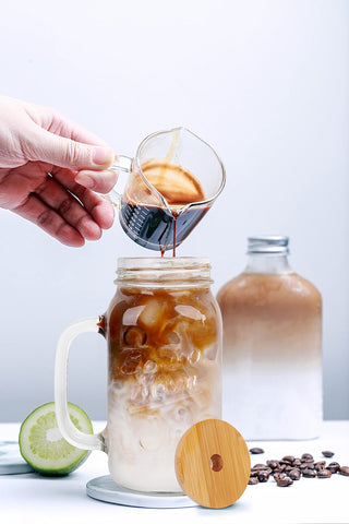 ANOTION stainless steel straw set reduces disposable waste