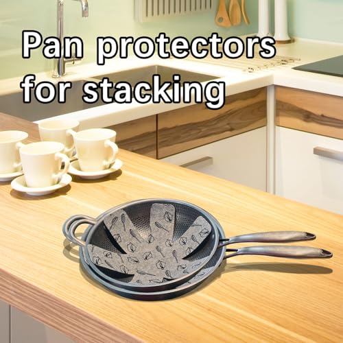 Anpuimult medium 14x14 protector between pans reduces noise during handling.