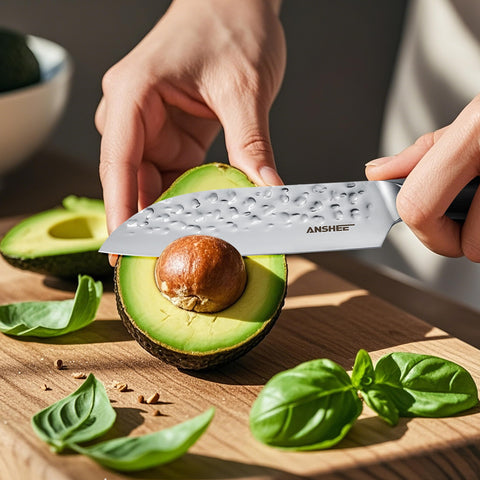 Anshee anti-stick dimpled blade eases slicing sticky foods.