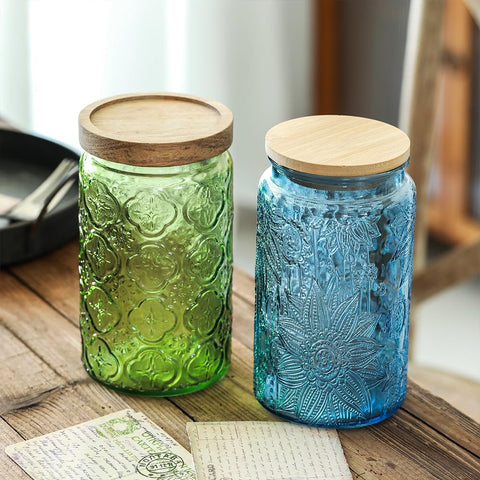 ANSQU bamboo lid creates an airtight seal for lasting freshness.