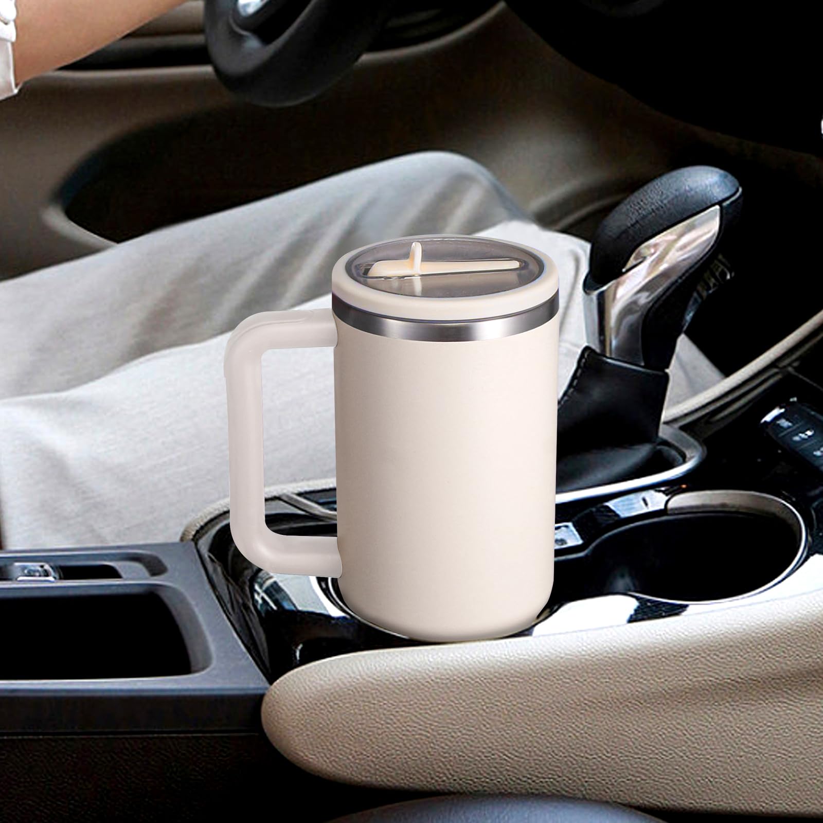 ANTAND dust-proof lid helps protect straw and beverage from contaminants.