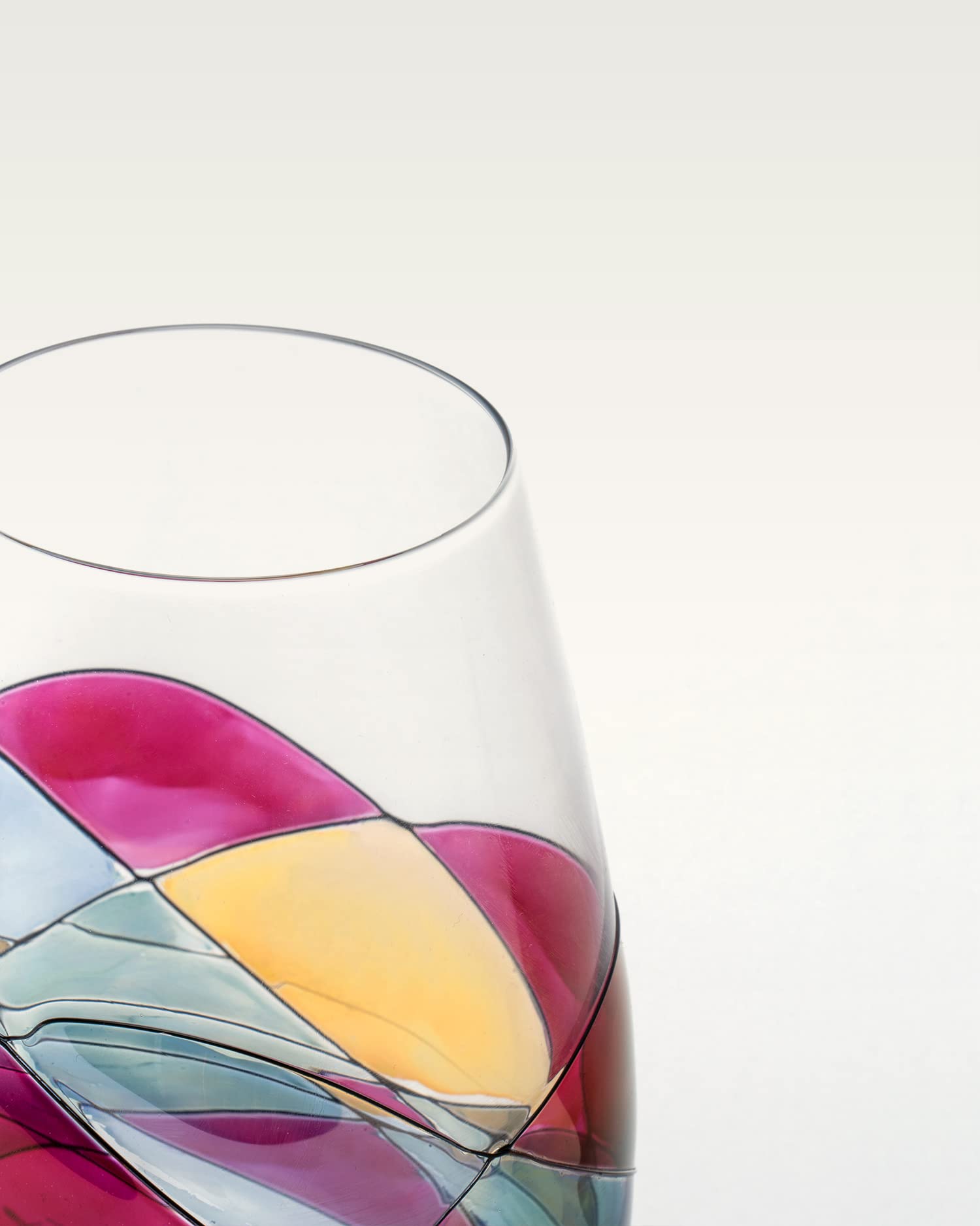 Antoni Barcelona hand-painted brushwork detail on stemless glass