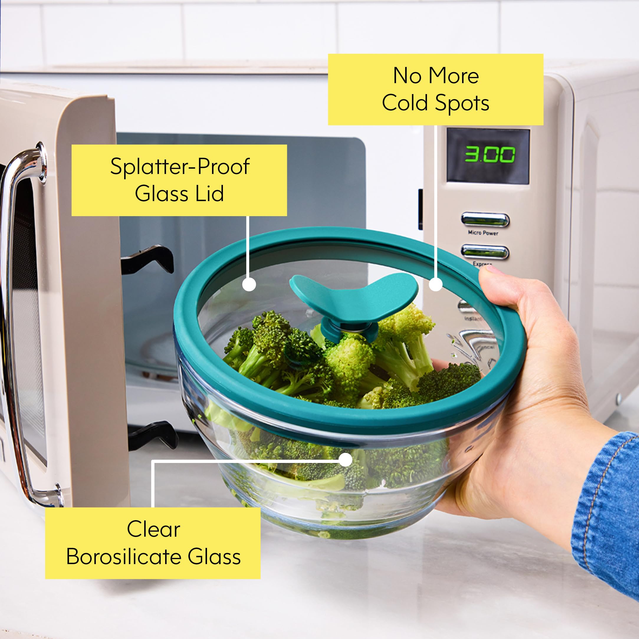 Anyday 4-Cup round shallow dish perfect for storing leftovers.