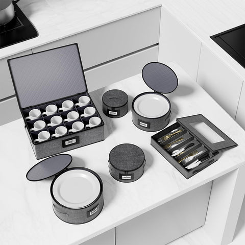 Aokeyee dust-proof lid keeps tableware clean and ready.