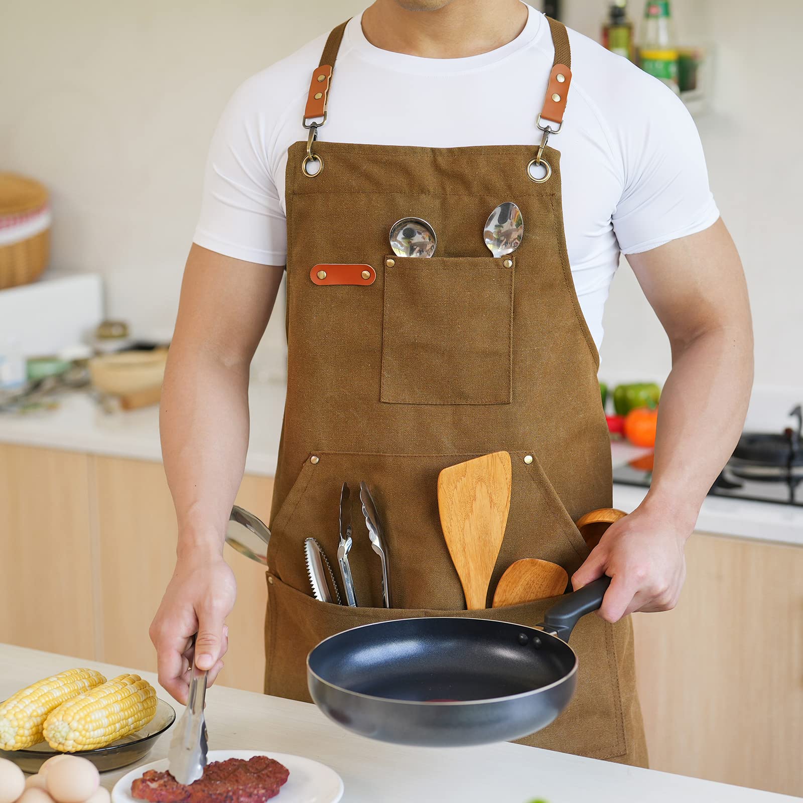 Aoomzoon brown multipocket front apron keeps phone and tools handy