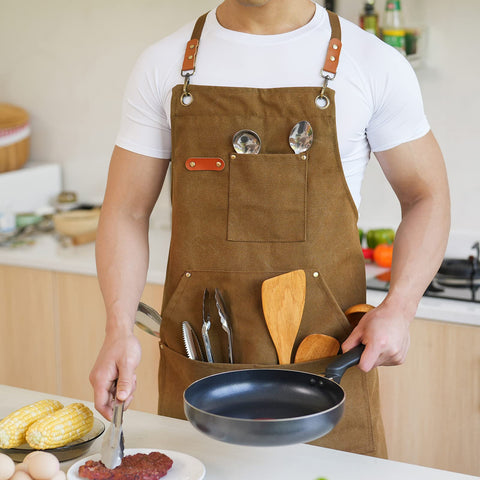 Aoomzoon brown multipocket front apron keeps phone and tools handy