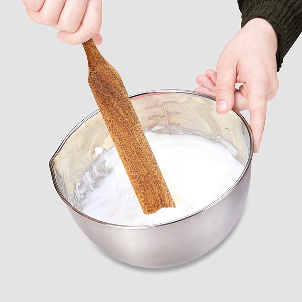 AOOSY spurtle set shown avoiding scratches on nonstick cookware.
