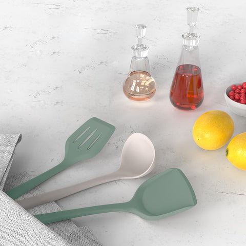 AOTHOD pasta server designed for easy twirling and serving.