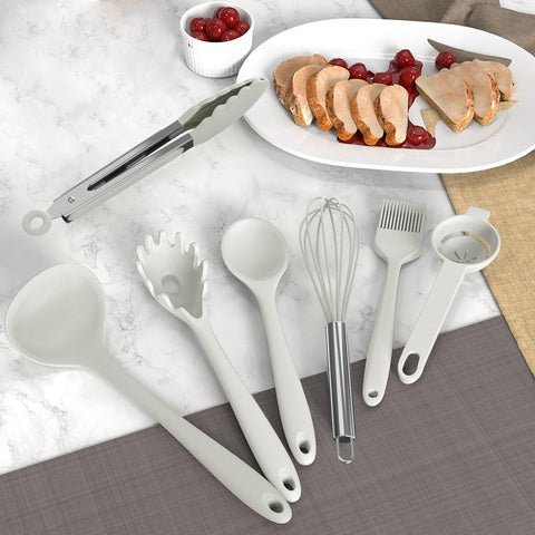AOTHOD pasta server designed for easy serving without mess.
