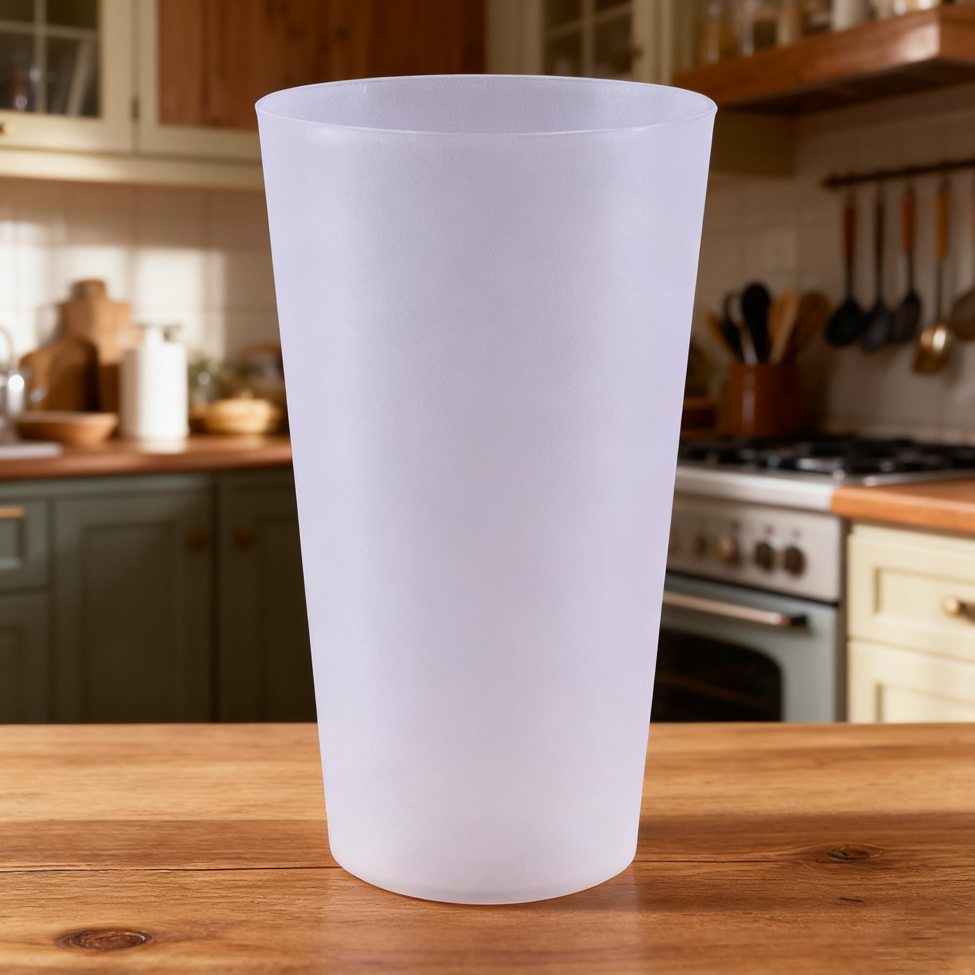 AOYITE BPA-free cup shows durable polypropylene construction for everyday reliability