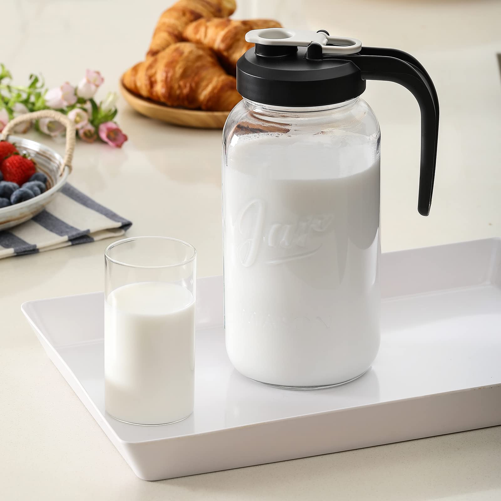 AOZITA leak-proof cap keeps beverages fresh with secure sealing