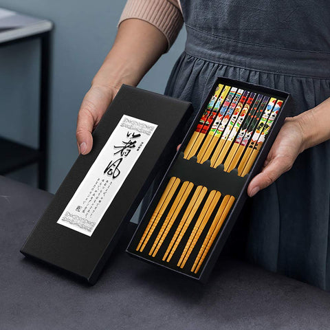 AP ARTSPER cat-themed table decor for home or cafe