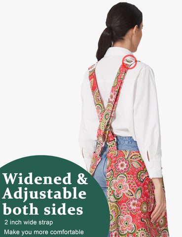 APRONNER apron wearing in kitchen demonstrates hands-free use and easy access.