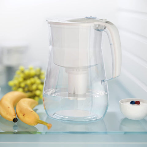 AQUAPHOR Opal pitcher with flip-top lid for quick refills.