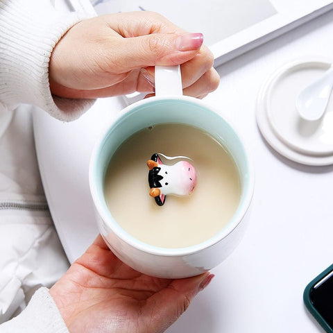 Arawat mug with spoon, convenient for stirring beverages