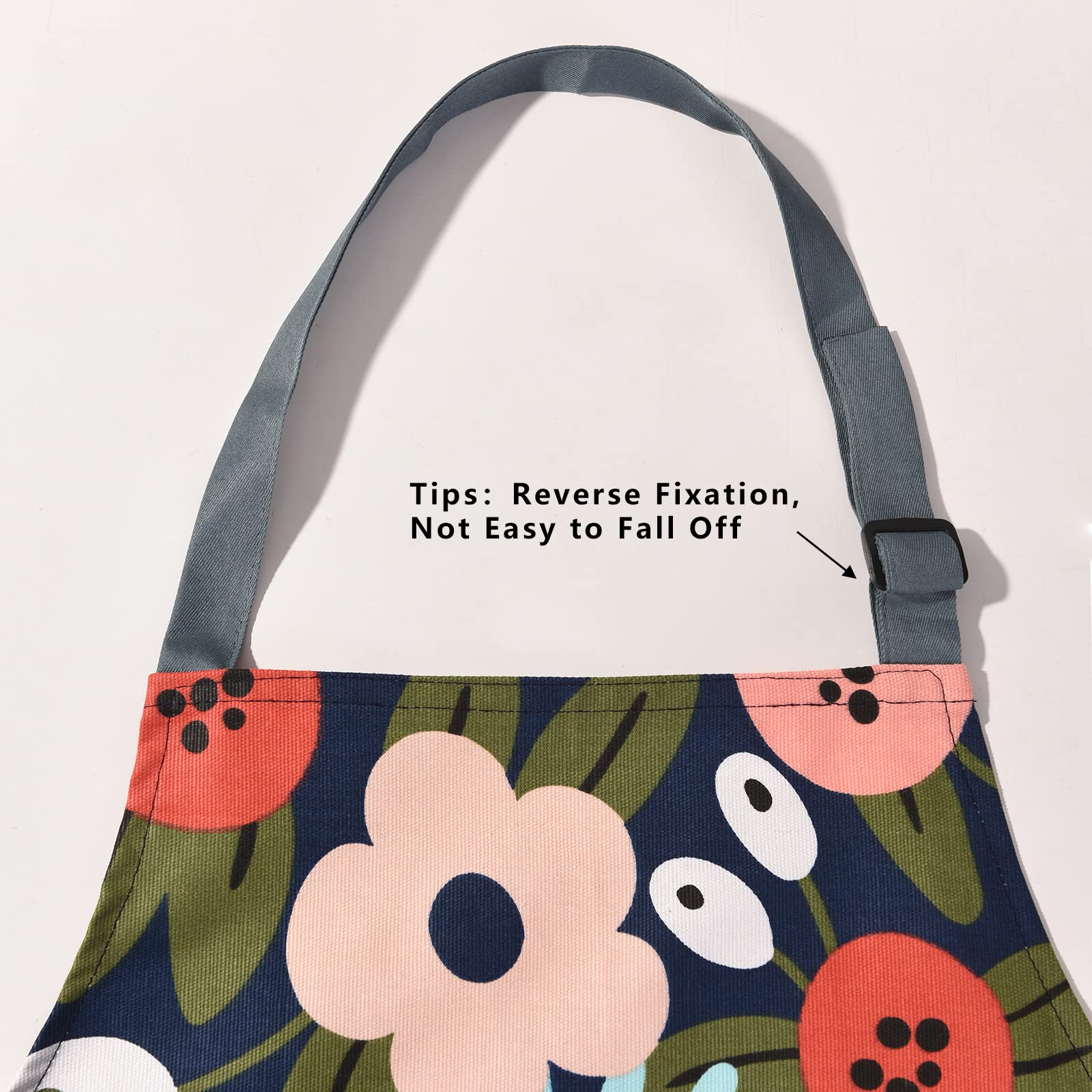 ARBINSON apron large pockets keep thermometer and cards handy.