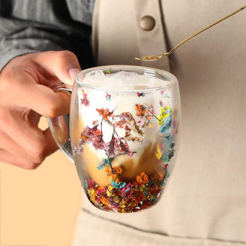 Arefen dried flowers mug adds a charming home decor touch