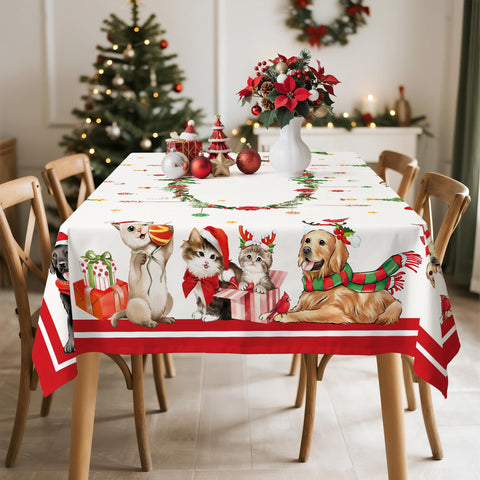 Arquiel tablecloth on red decor brightens winter celebrations